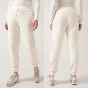 Athleta Double Cozy Karma Jogger Size Medium